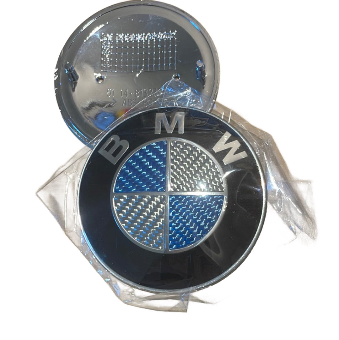 Exterior BMW badges carbon blue white